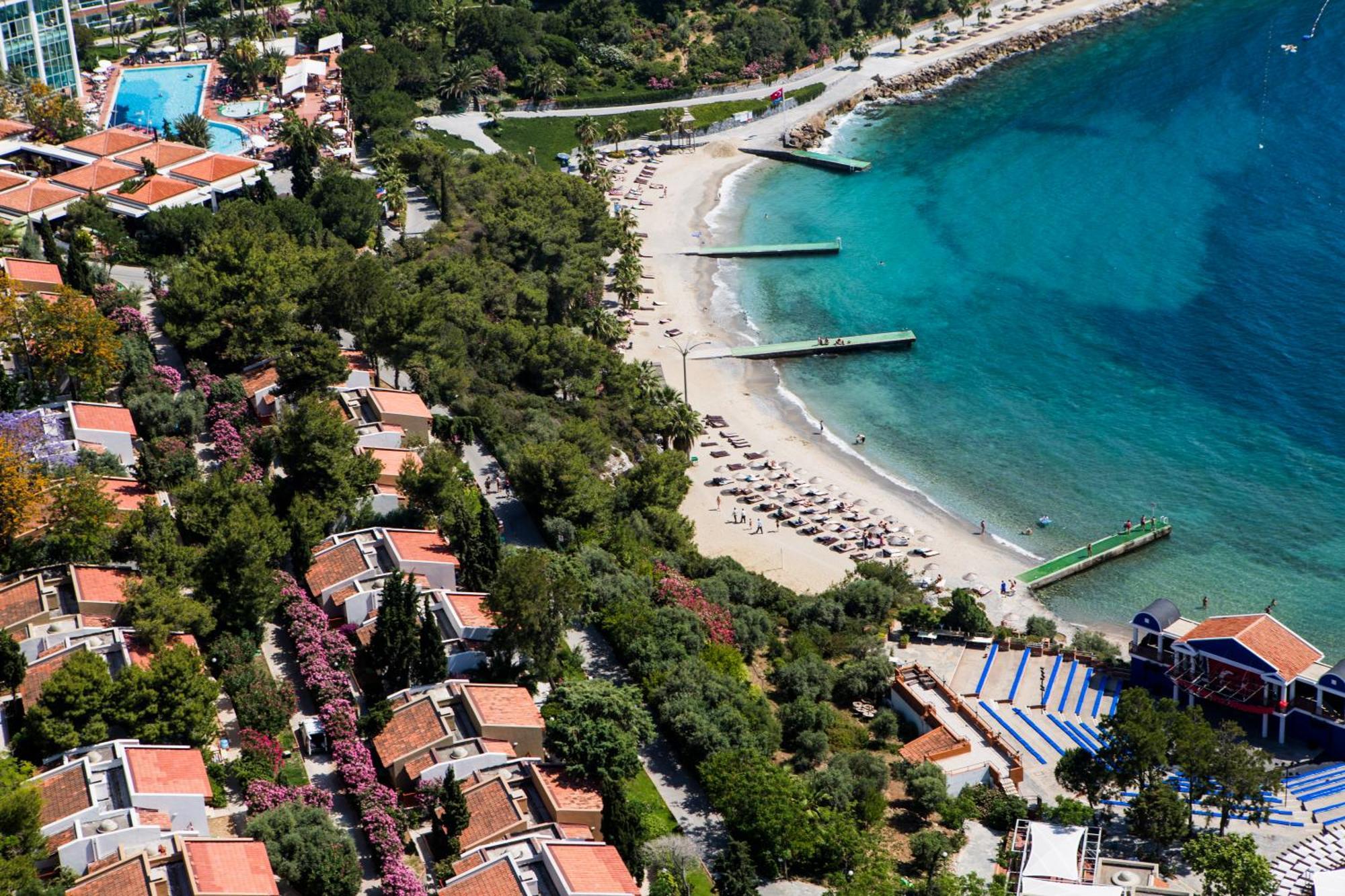 Resort Pine Bay 5*