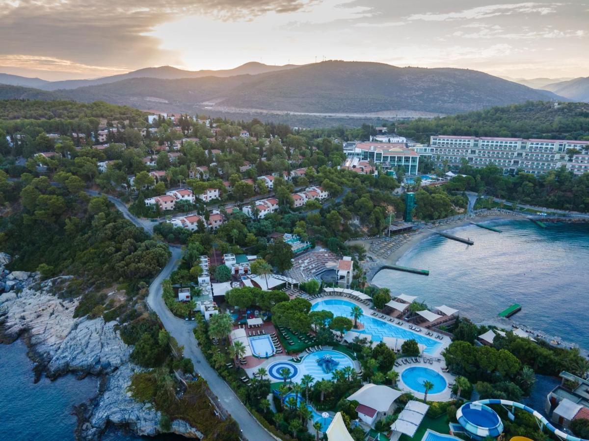 Pine Bay Complex Kusadası